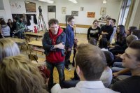 Az elads terepen (Klcsey Gimnzium. Rsztvevk: 12/a)