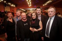 K�pek a premier partyr�l