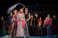 K�pek az el�ad�sr�l - ESZTER: Kov�cs Olga