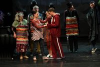 Ecsedi Erzs�bet, Farkas Ign�c, T�nczos Adrienn, Bak� Kitti, Mih�ly P�ter, Szak�ly Aur�l, Barsi M�rton