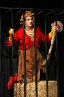 A kisfi� meg az oroszl�nok