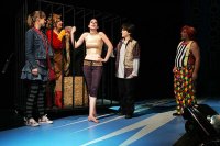 A kisfi� meg az oroszl�nok