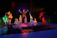 A kisfi� meg az oroszl�nok